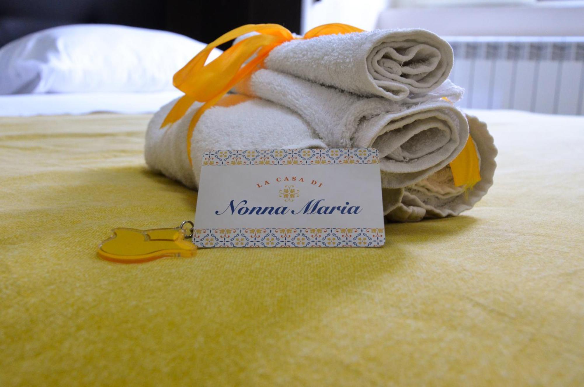 La Casa Di Nonna Maria Villa Napoli Bagian luar foto